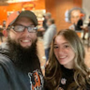 Meet your Posher, Cliff